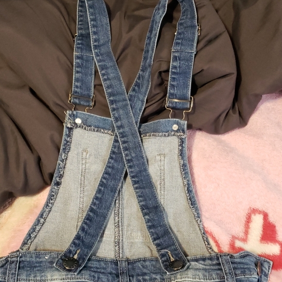 Overalls - Picture 7 of 7